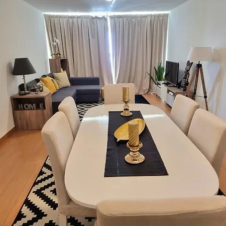 Atlantic Gardens 1 Ocean View Apartment